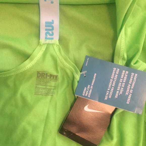 ‼️SOLD‼️Dri-fit Nike active wear Tee’s - Picture 9 of 10